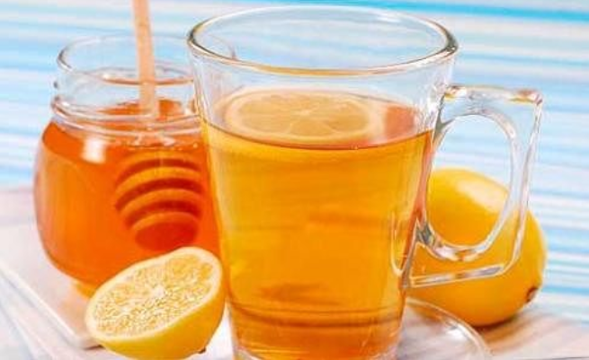 Бесценная польза медовой воды0
