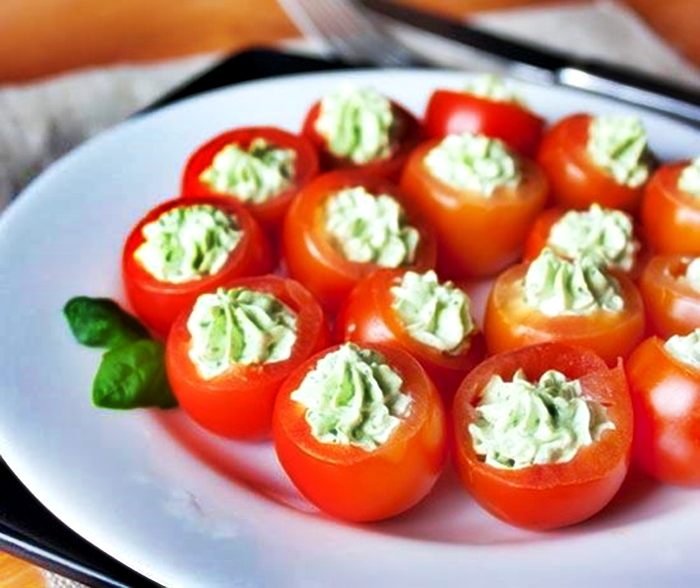 Красиво и просто: 20 фото идей необычных закусок для новогоднего стола