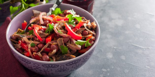 10 салатов с фасолью, готовлю их снова и снова!