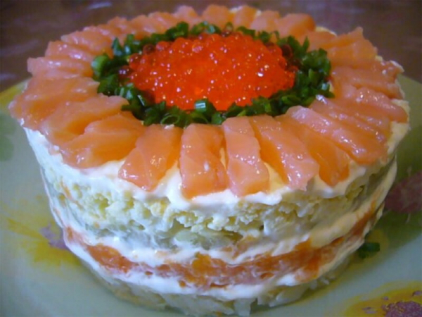 Самое время составлять меню: 10 невероятно вкусных салатов к новогоднему столу!1